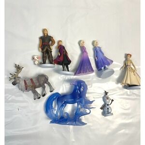 Disney Frozen 2 Deluxe Figure Play Set 9 Pieces